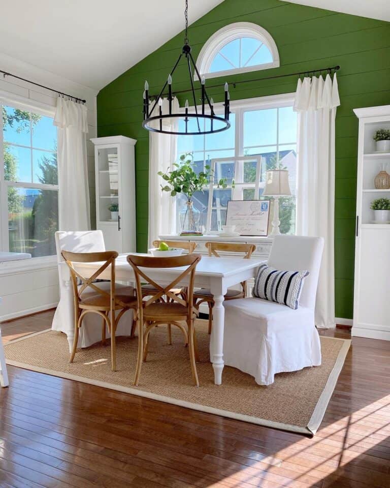 40 Farmhouse Accent Walls to Instantly Enhance Your Home