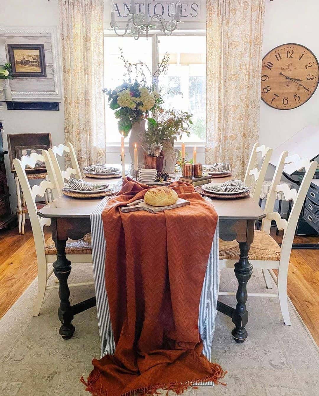 22 Farmhouse Dining Room Curtains to Entertain in Style