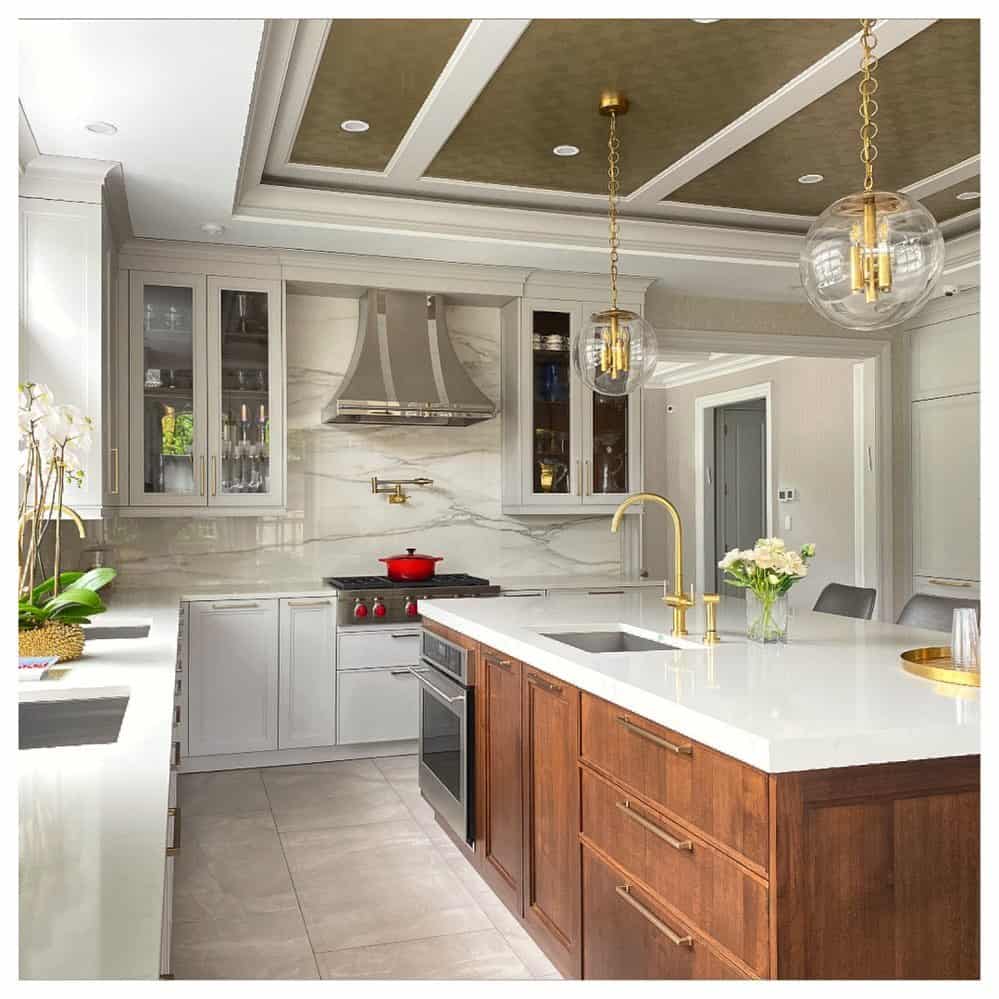 Two-Toned Kitchen Cabinet