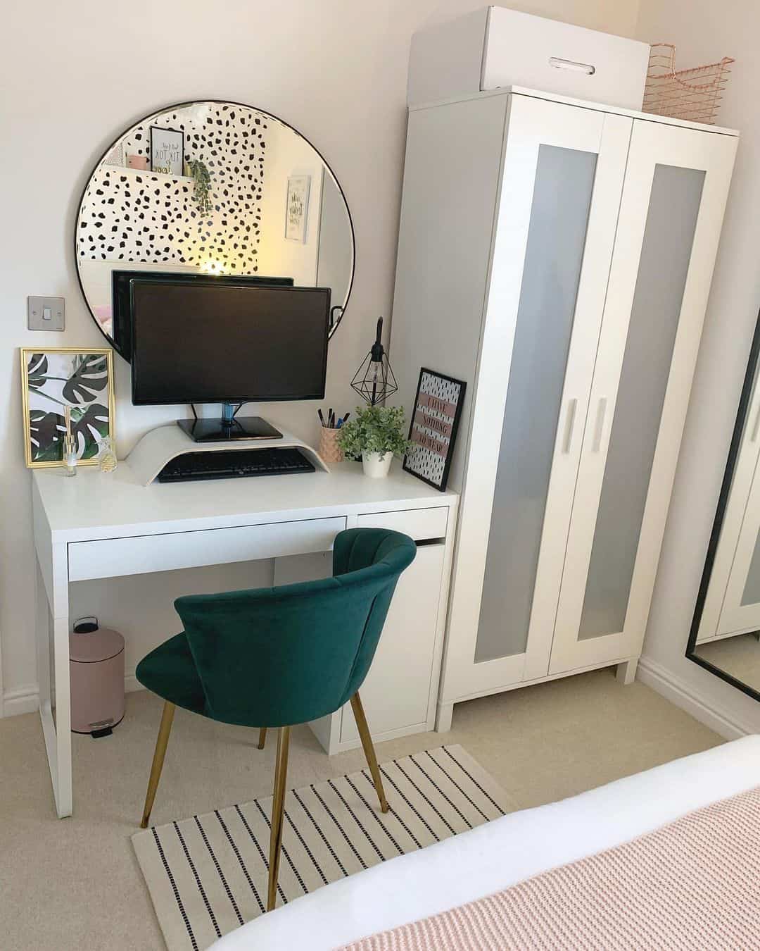 26 Bedroom Office Ideas to Inspire You to Get Out of Bed Every Morning