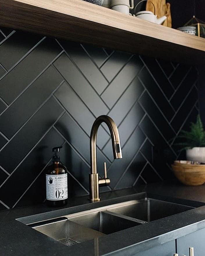 Black Kitchen Backsplash