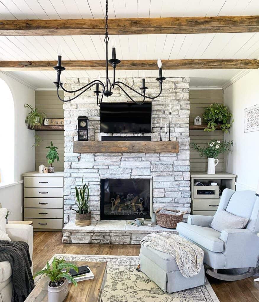 Fireplace Built-In Shelves