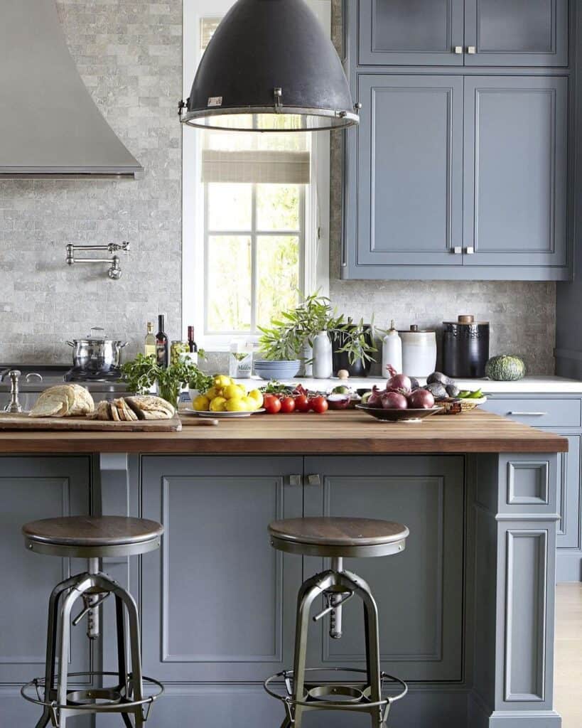 18 Chic Grey Kitchen Cabinets Ideas to Ban Boring from Your Kitchen