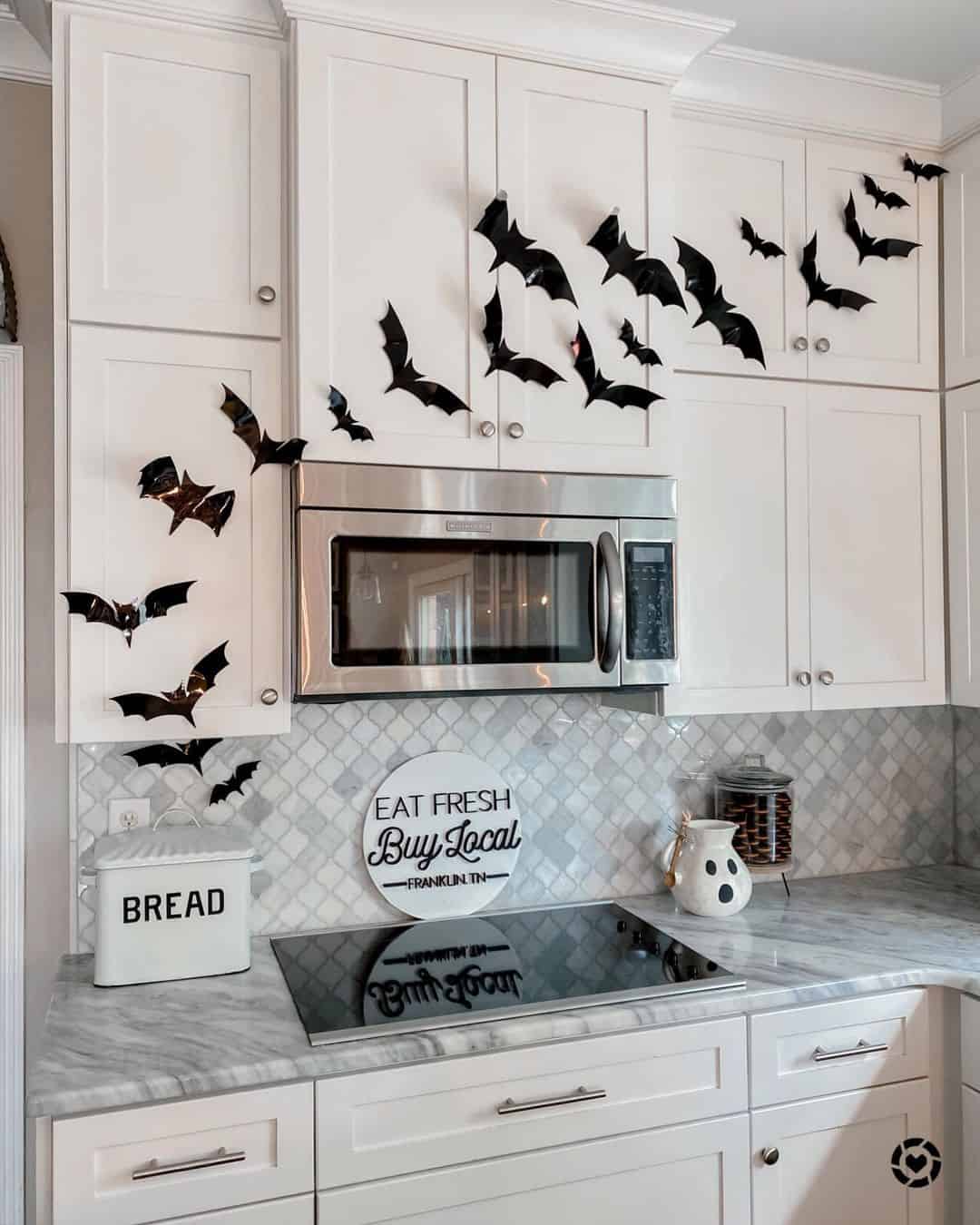Bat Paper Towel Holder, Halloween Decor For Kitchen And Bathroom