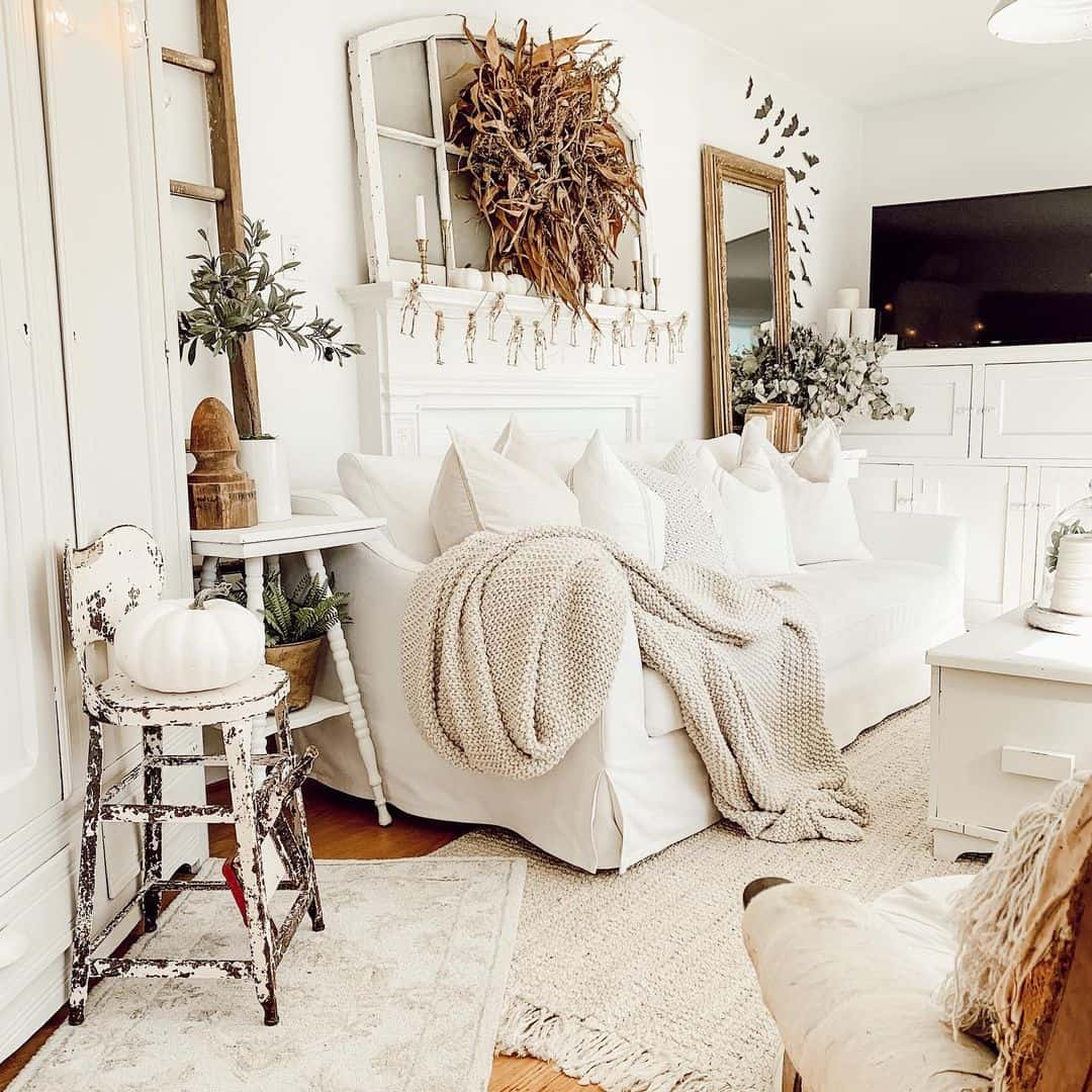 36 Thanksgiving Living Room Décor Ideas to Inspire a Festive Makeover