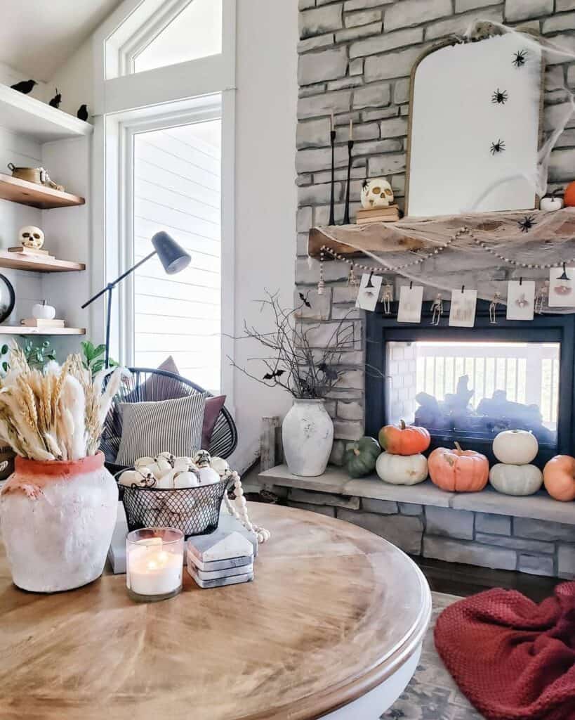 Halloween Coffee Table Décor Ideas