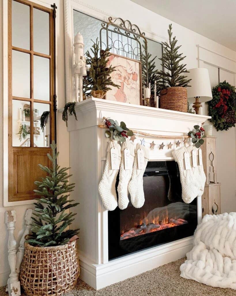 Fireplace Christmas Décor Ideas