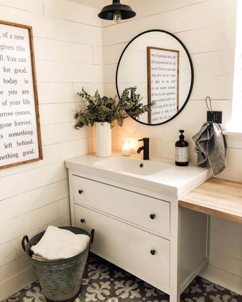 Small Bathroom Storage Ideas