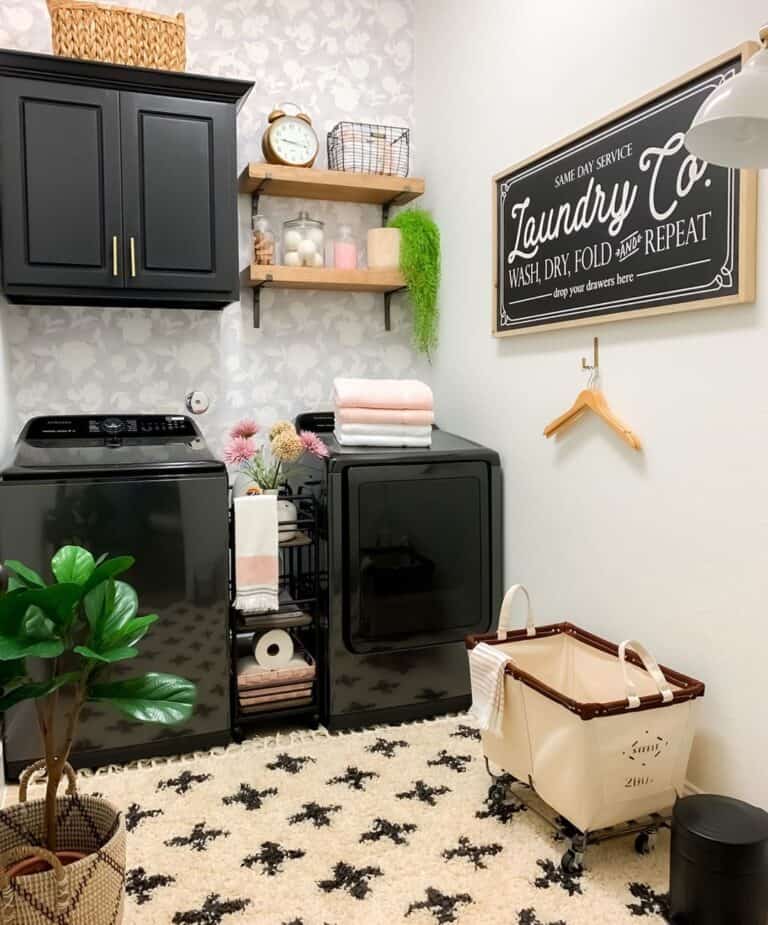 23 Laundry Room Upper to Organize Your Washing Area