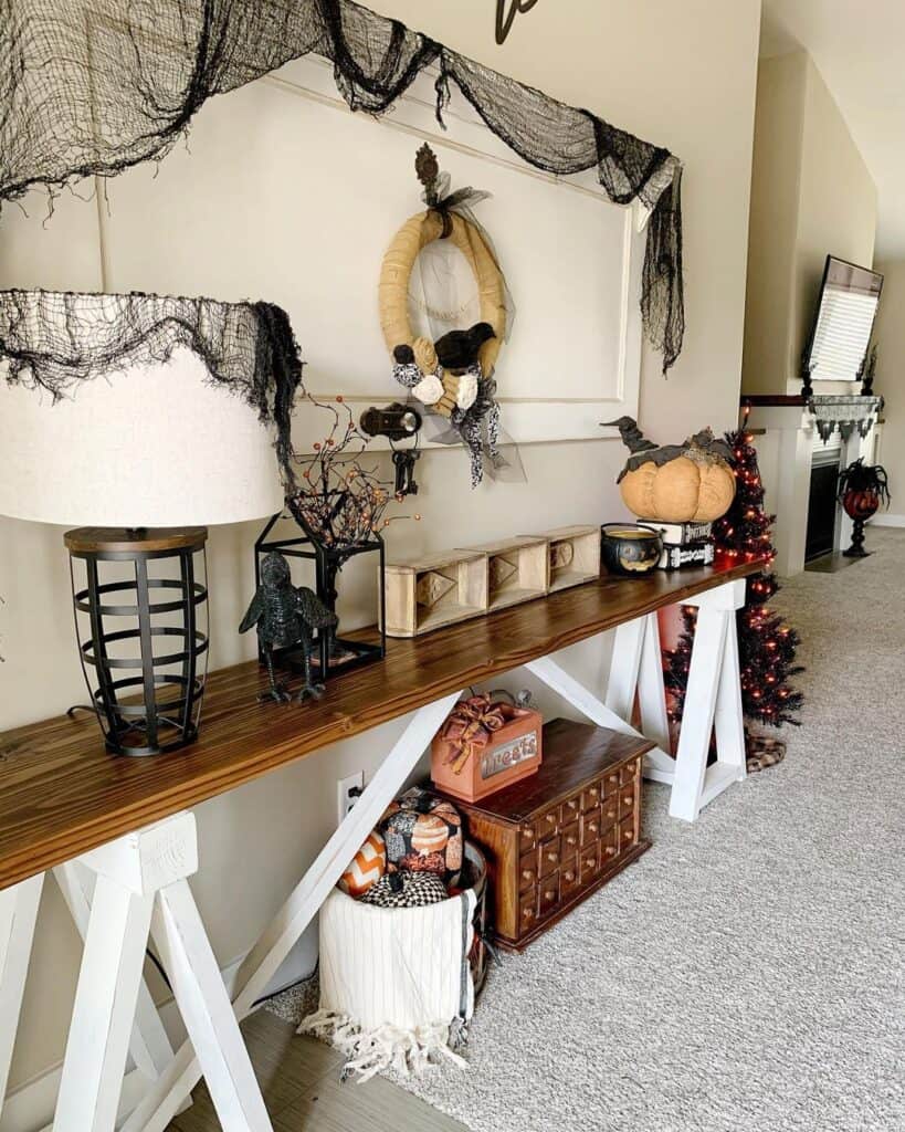 Halloween Entryway Décor Ideas