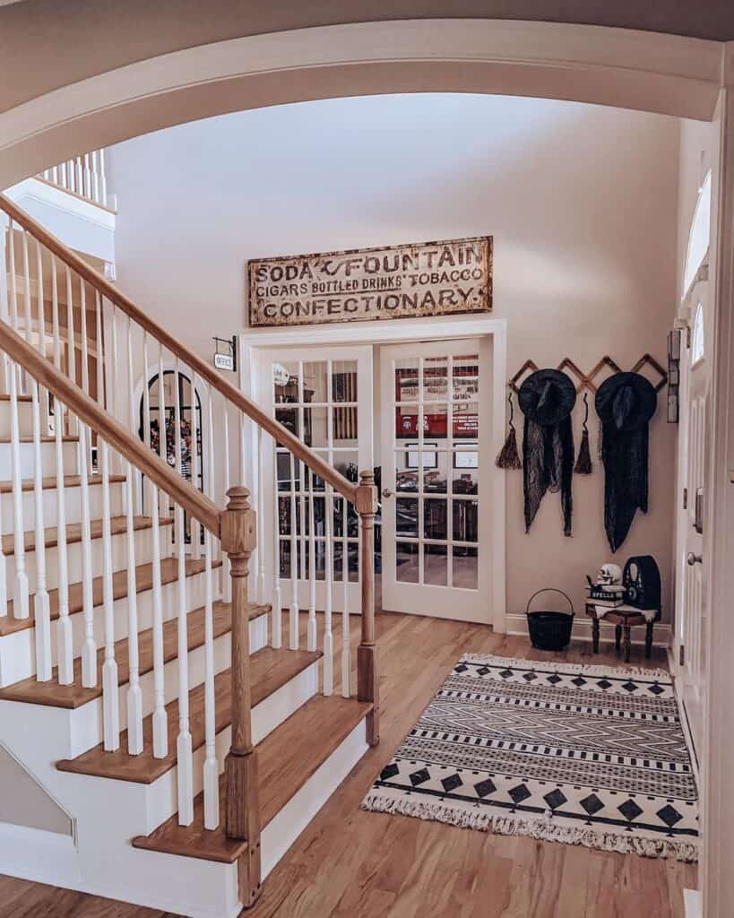Halloween Entryway Décor Ideas