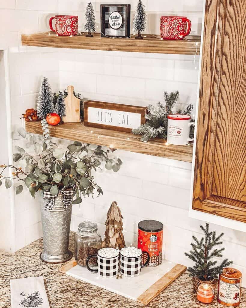 Farmhouse Christmas Kitchen Décor Ideas