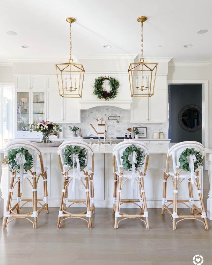 Farmhouse Christmas Kitchen Décor Ideas