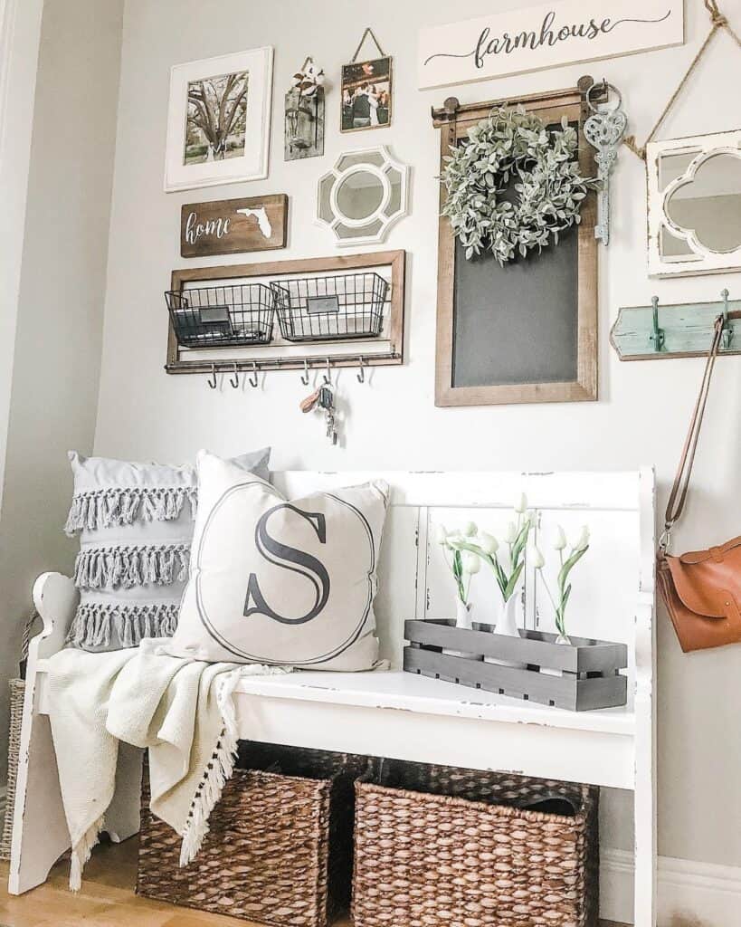 18 Entryway Gallery Wall Ideas that Will Make a Great First Impression