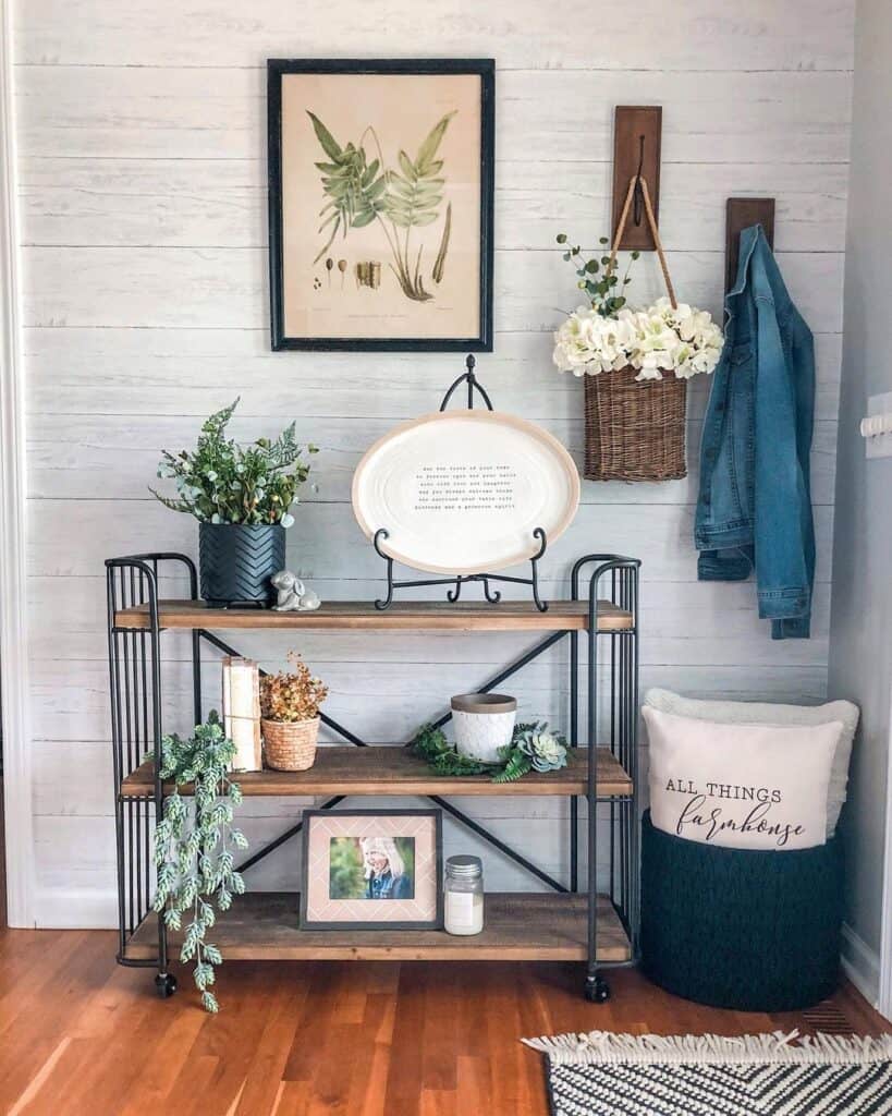 What Do You Hang Above a Console Table?