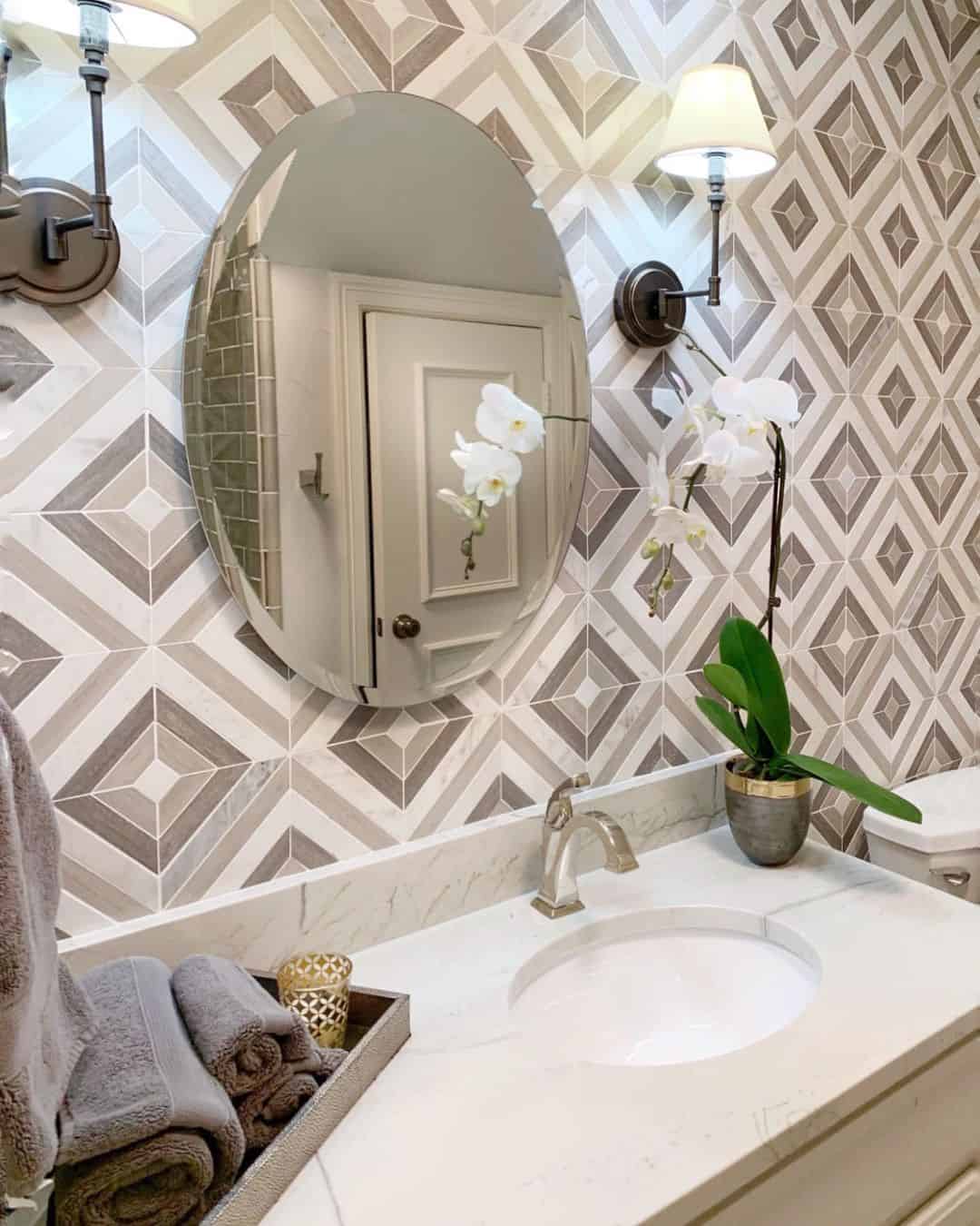 Exciting Accents bathroom accessory ideas