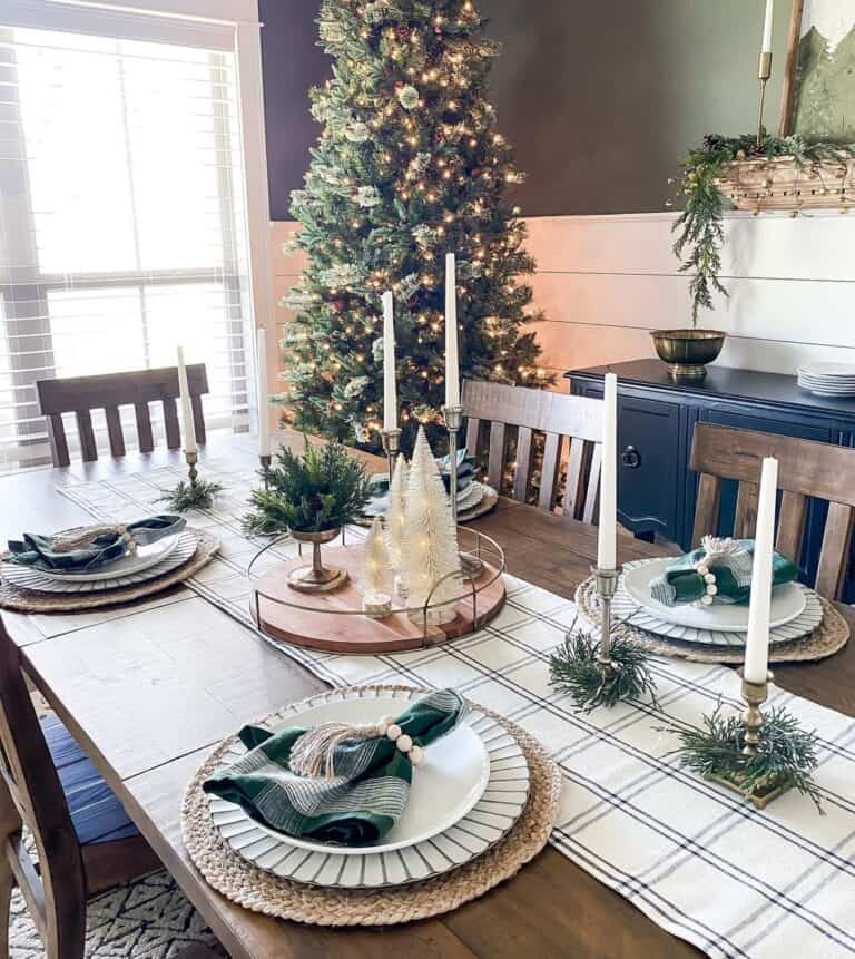 40 Farmhouse Christmas Table Décor Ideas to Deck Your Table With ...
