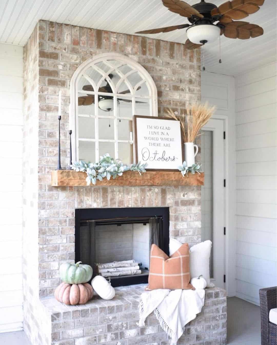 28 Stunning Fireplace Hearth Décor Ideas for a Hearty Living Room