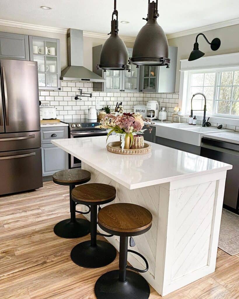 Kitchen Island Lighting Ideas