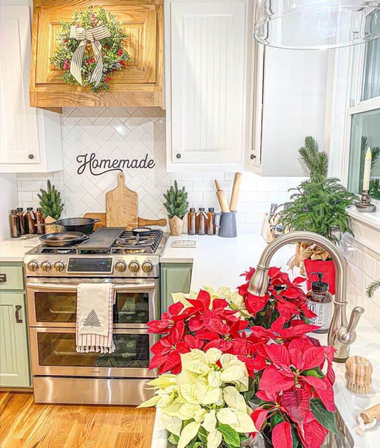 Should a Range Hood Be Wider Than a Cooktop?