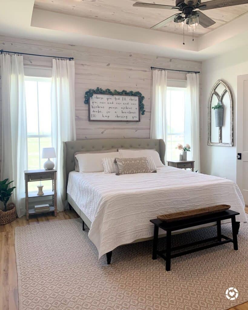 White Accent Wall Ideas