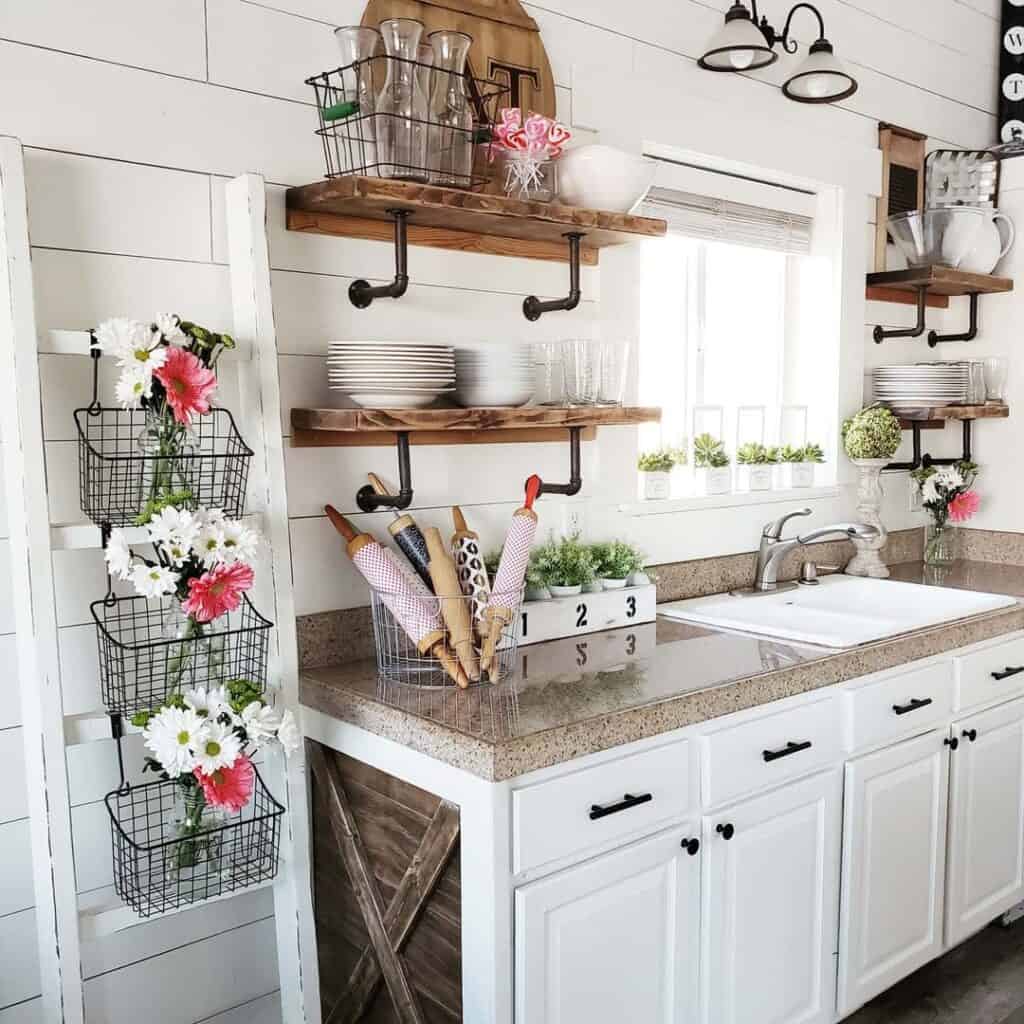 Valentine’s Day Kitchen Décor Ideas