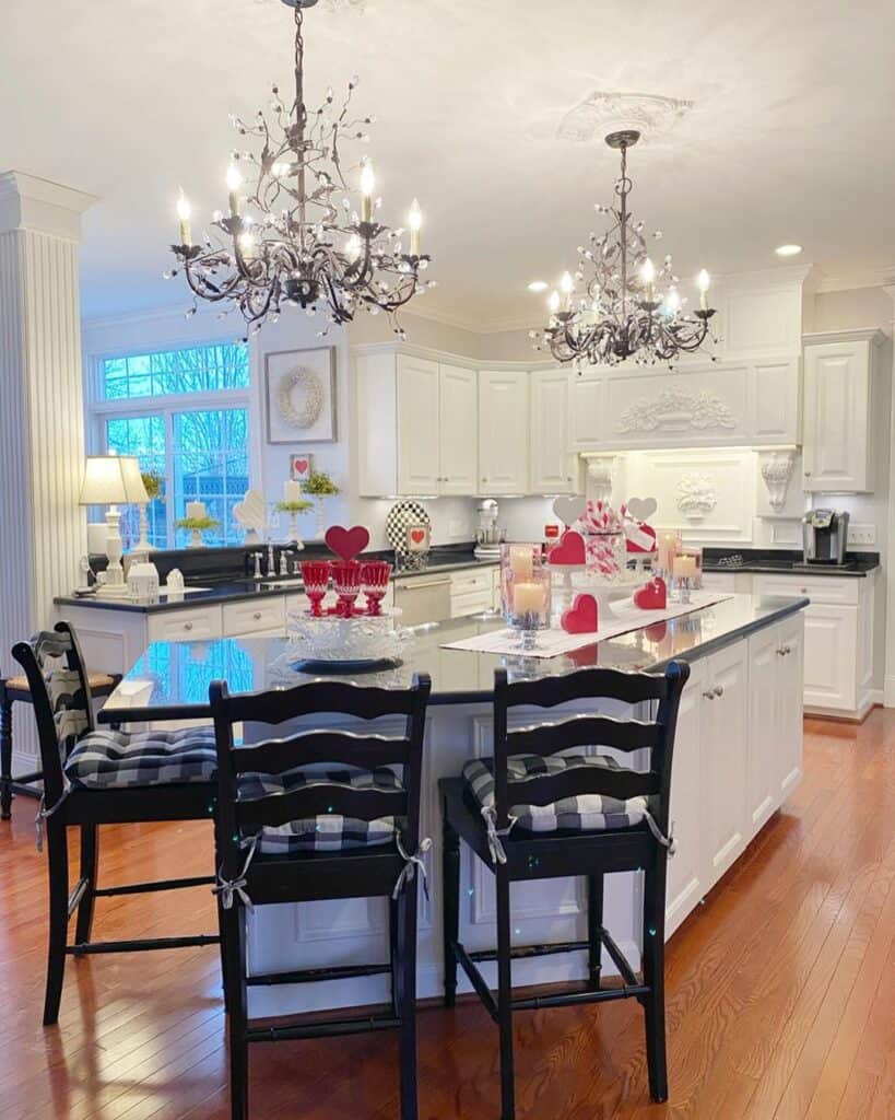 Valentine’s Day Kitchen Décor Ideas