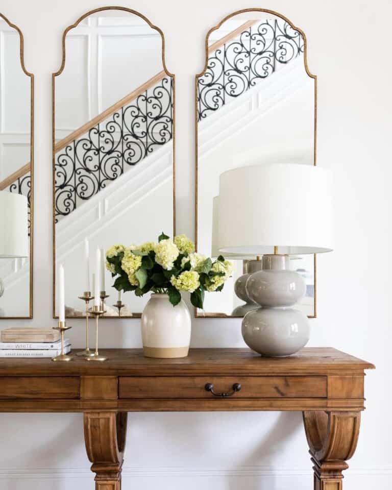 36 Mirrors Above Console Tables With Inspiring Compositions
