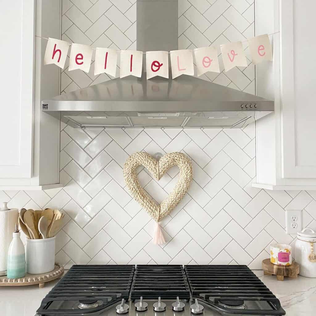 Valentine’s Day Kitchen Décor Ideas