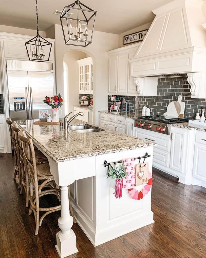 Valentine’s Day Kitchen Décor Ideas