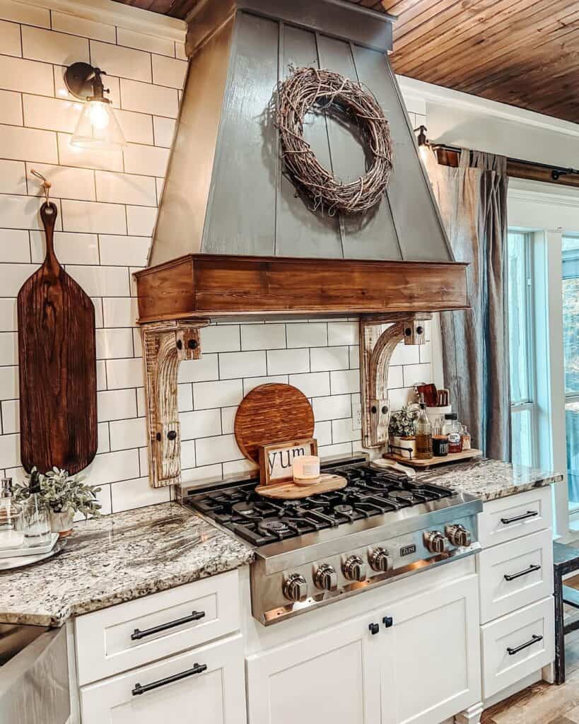 Should Your Range Hood Match Your Appliances?