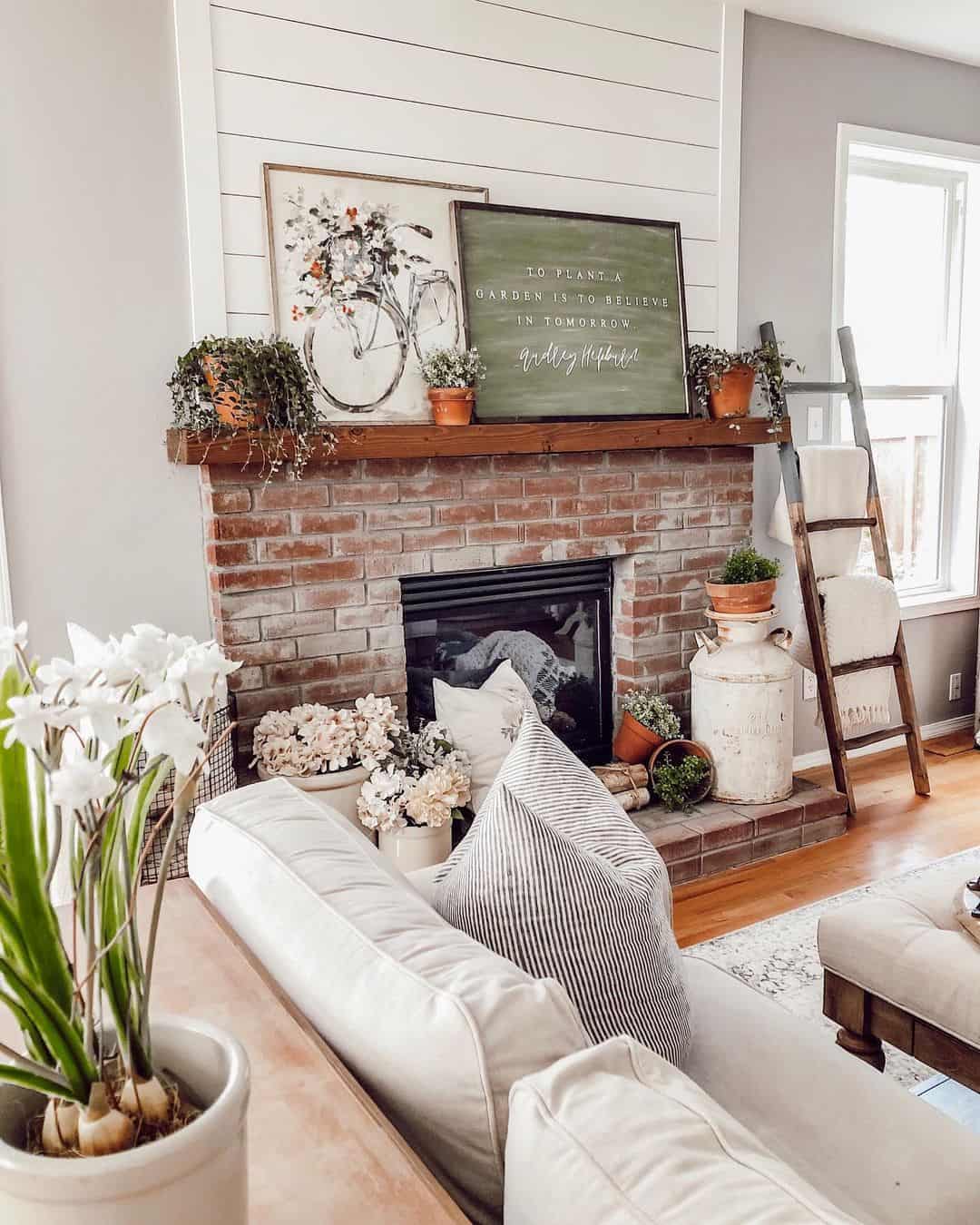 Should a Fireplace Mantel be Wider Than the Fireplace?