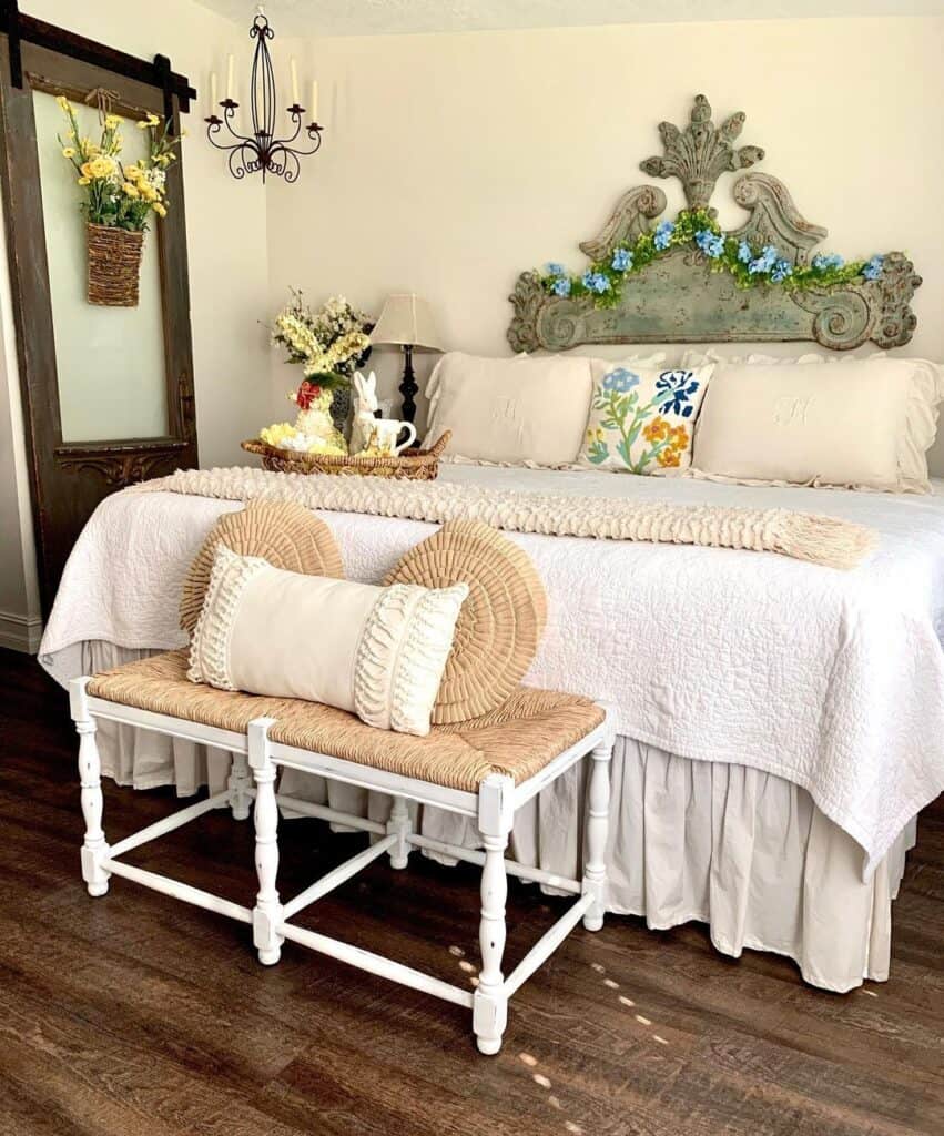 Farmhouse Bedroom Benches