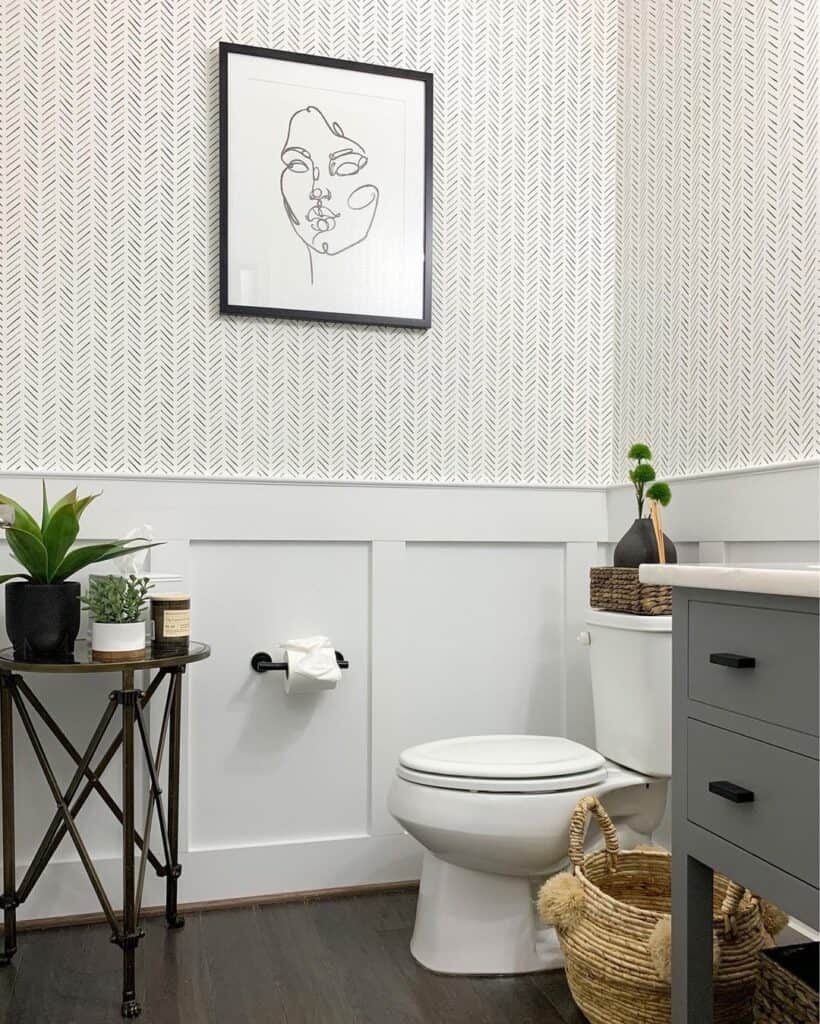 15 Striking Board and Batten Bathrooms That Look Chic and Timeless