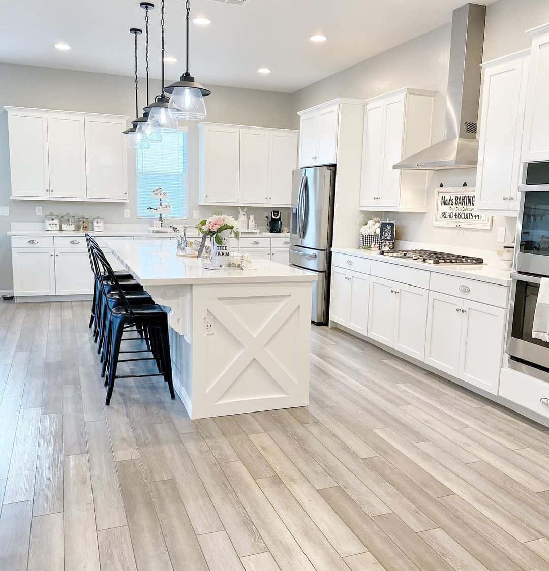 Kitchen Island X End Panel with White Corbel Soul & Lane