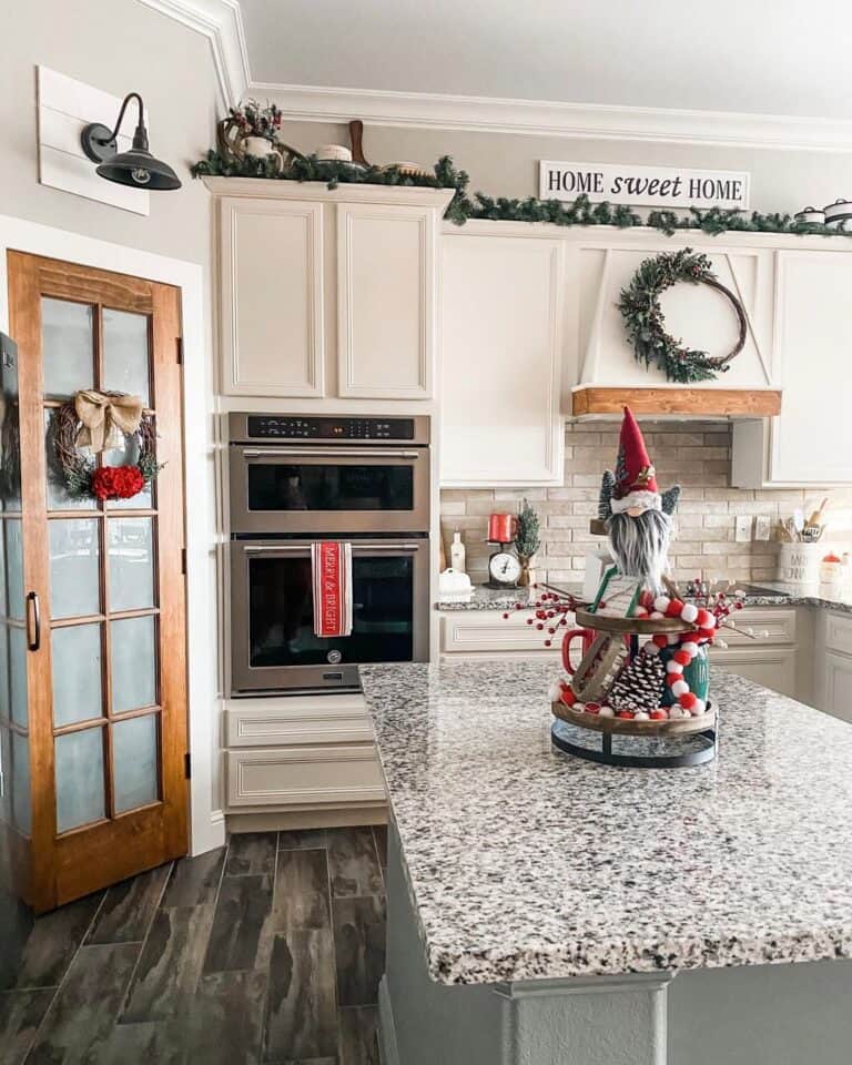 Merry Modern Farmhouse Christmas Kitchen