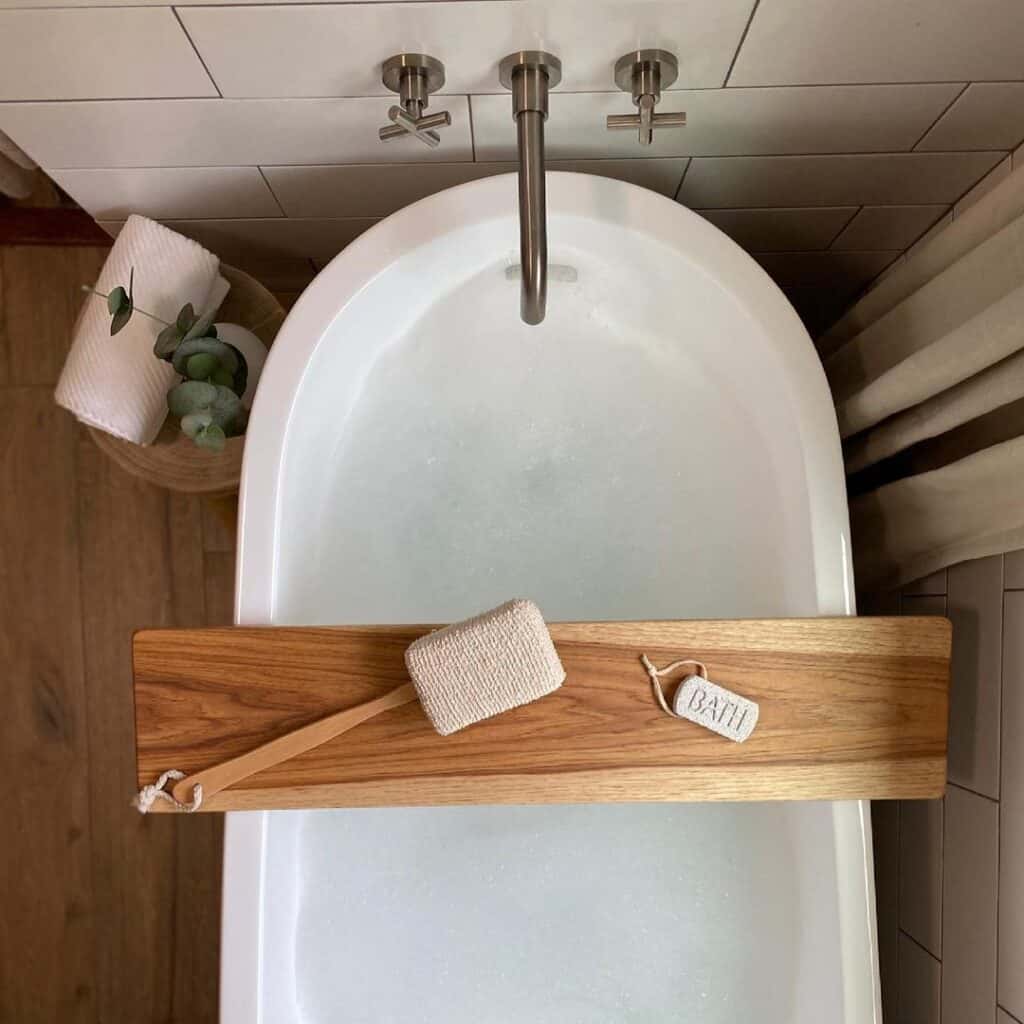 Stained Wood Bathtub Tray on Oval Tub