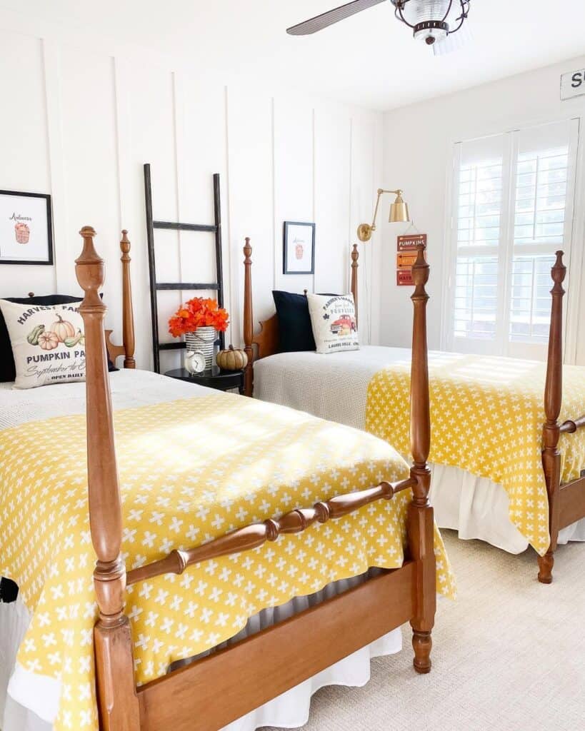 Bright Four Poster Beds in One Small Room