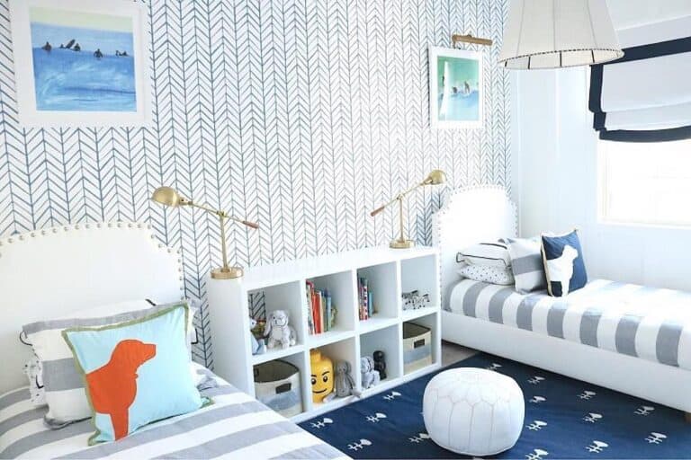 White Beds with Gold Lamps for Bedroom