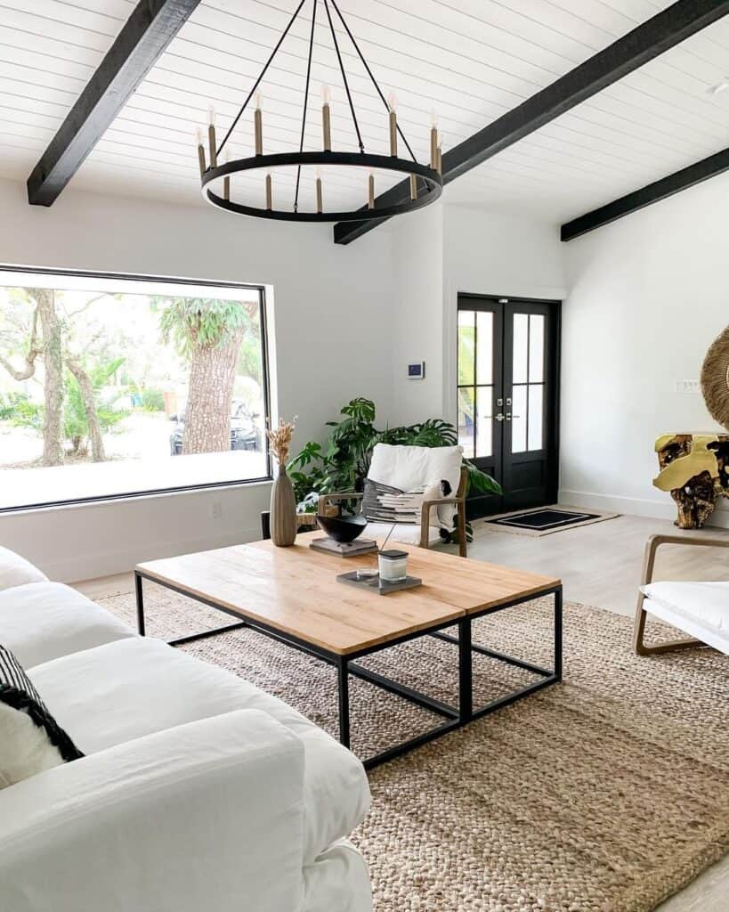 Black and Brass Circle Chandelier in Living Room