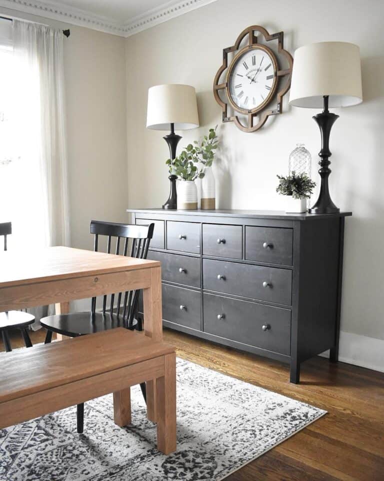 Black Spindle Accent Chair Dining Set