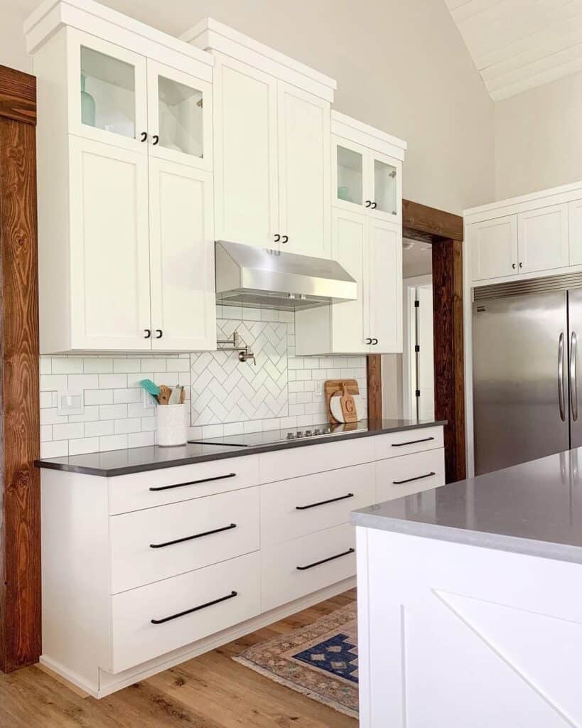 Flat Front Kitchen Drawers with Dark Countertop