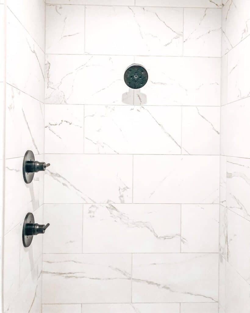 31 Dramatic Black Shower Head Ideas for a Bathroom That Pops