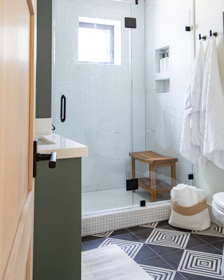 Bathroom with White Grid Tile Shower