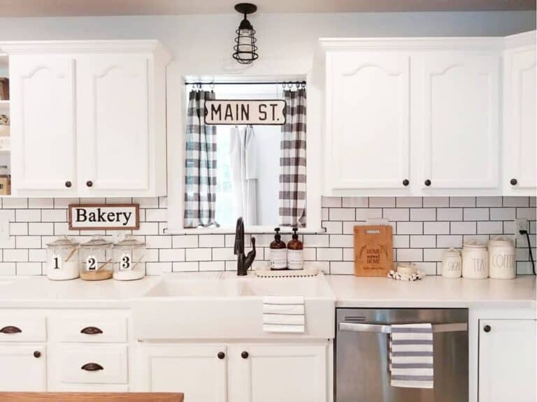 Punchy Plaid Kitchen Curtains