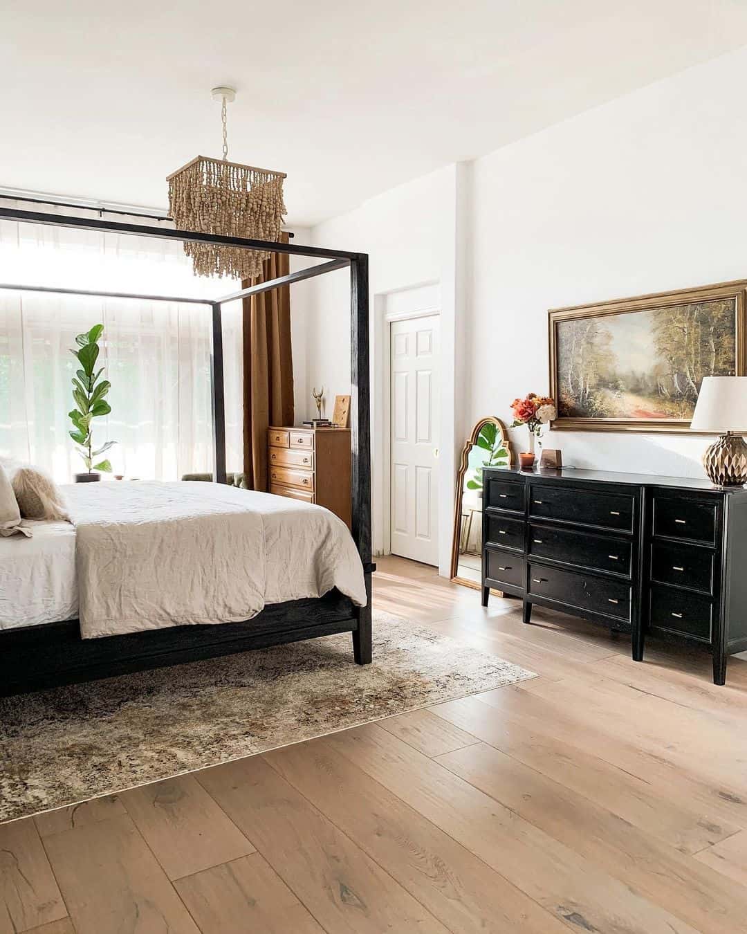 22 Black Canopy Bed Ideas That Instantly Create a Focal Point