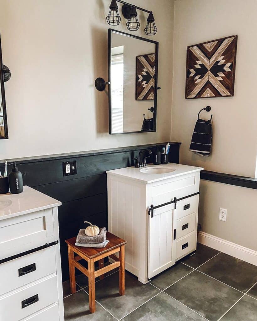 Black Frame Bathroom Mirrors for White Washstands