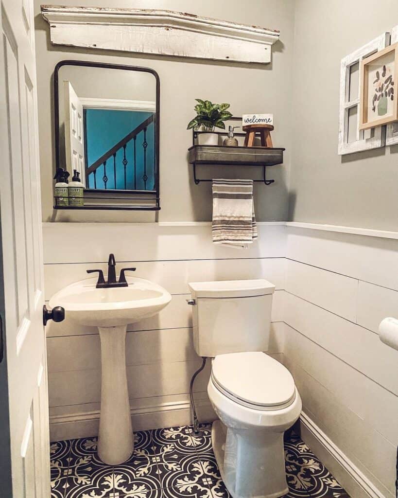 21 Bathroom Mirror with Storage Ideas for Function and Style