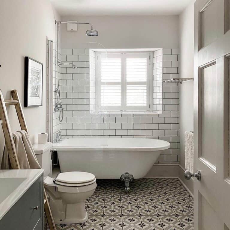 Mosaic Tile Flooring for Bathroom