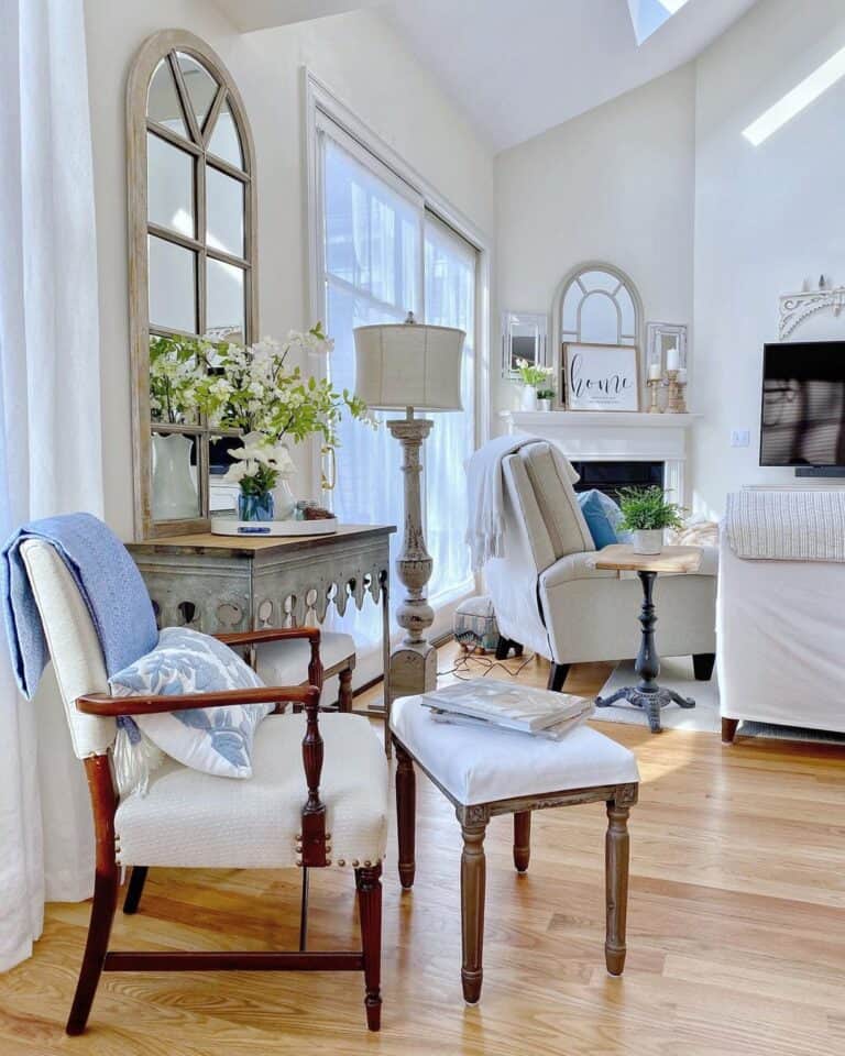 White Living Room Chair for Reading Nook